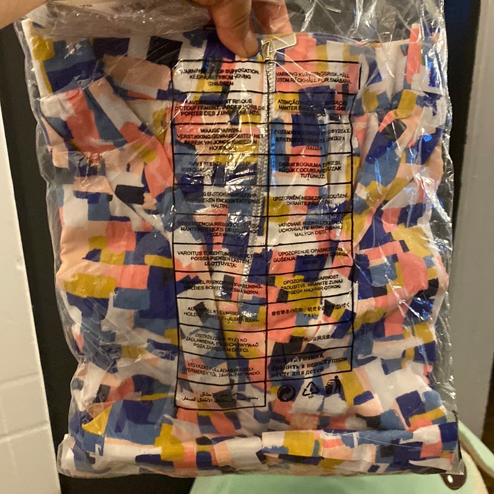 Sealed mini colored skirt